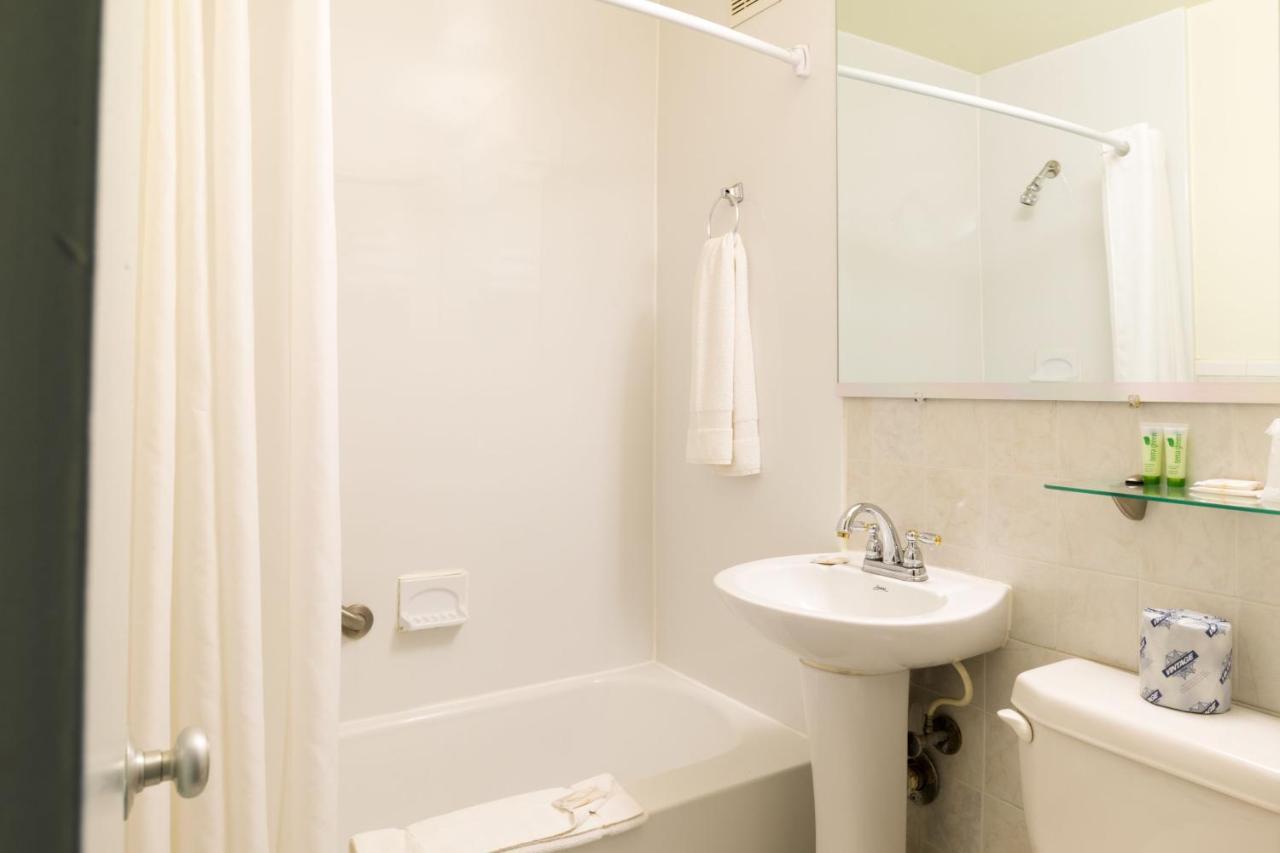 Budget Host Alexandria Motel Buitenkant foto